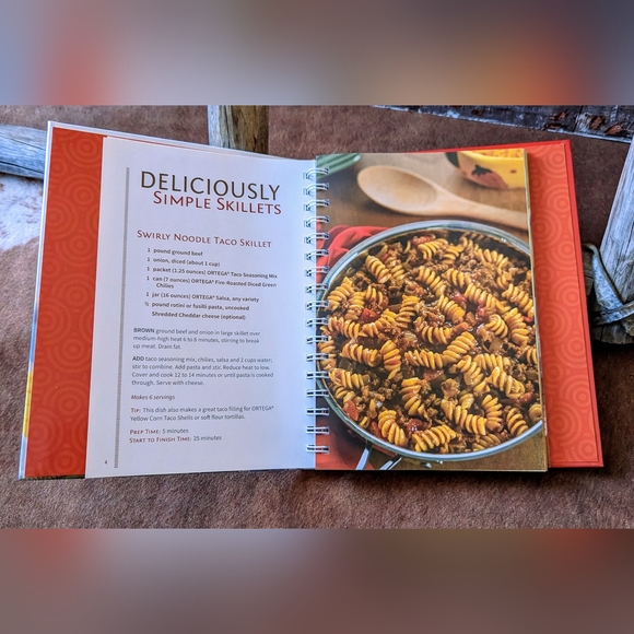 Favorite Brand Name Recipes Dump Dinners Spiral Bound Hardcover - Picture 16 of 16